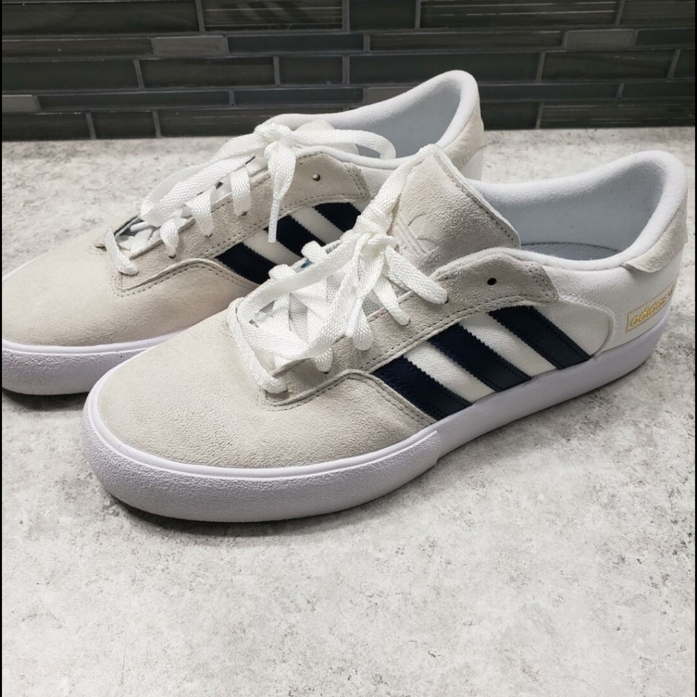 Mens shoes
